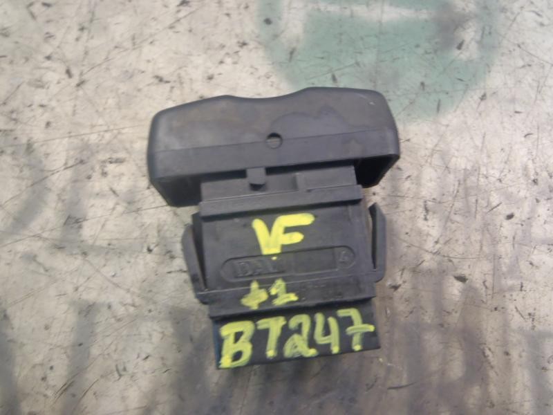 Recambio de modulo electronico para dacia logan express ambiance referencia OEM IAM 8200870249  