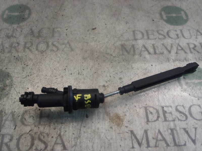 Recambio de bomba embrague para citroën c3 1.4 hdi sx plus referencia OEM IAM   