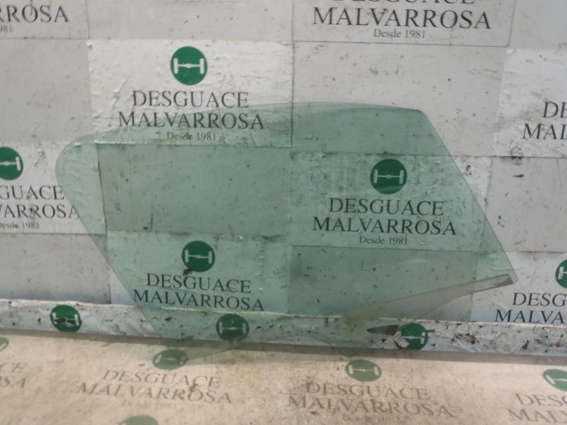 Recambio de cristal puerta delantero derecho para citroën c3 1.4 hdi sx plus referencia OEM IAM   