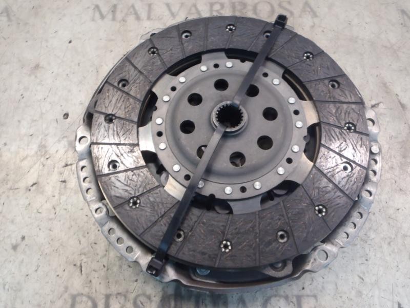 Recambio de kit embrague para nissan x-trail (t31) se referencia OEM IAM 2335400QAG  