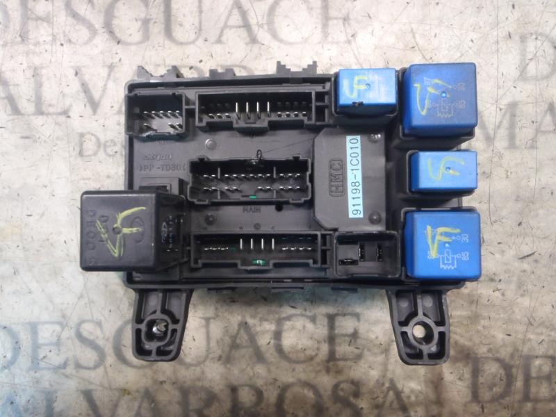 Recambio de caja reles / fusibles para hyundai getz (tb) 1.1 básico referencia OEM IAM 911981C010 911981C010 