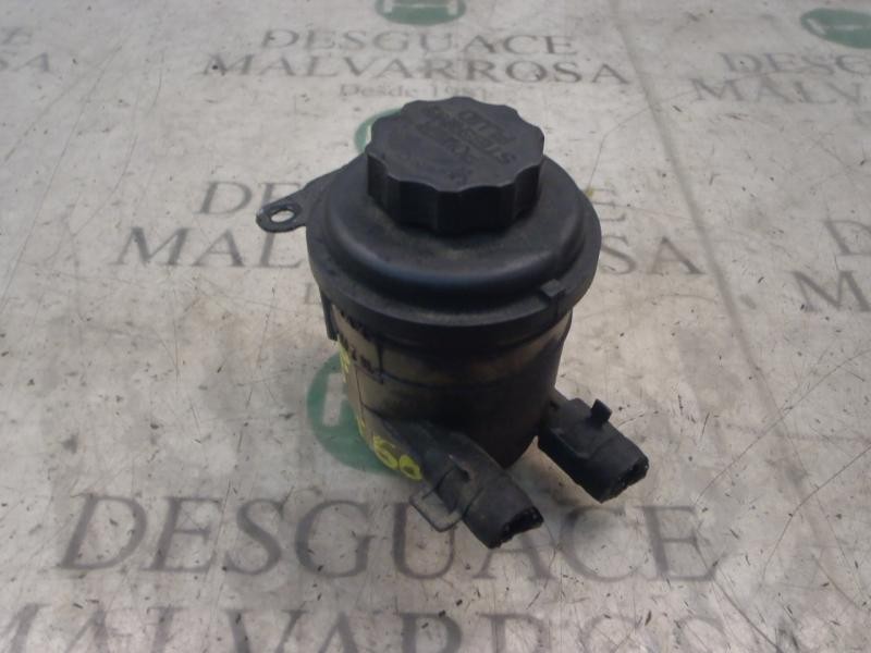 Recambio de deposito servo para hyundai getz (tb) 1.1 básico referencia OEM IAM 571501C000  