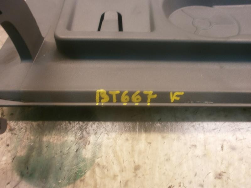 Recambio de guantera para ford focus lim. (cb4) trend referencia OEM IAM   