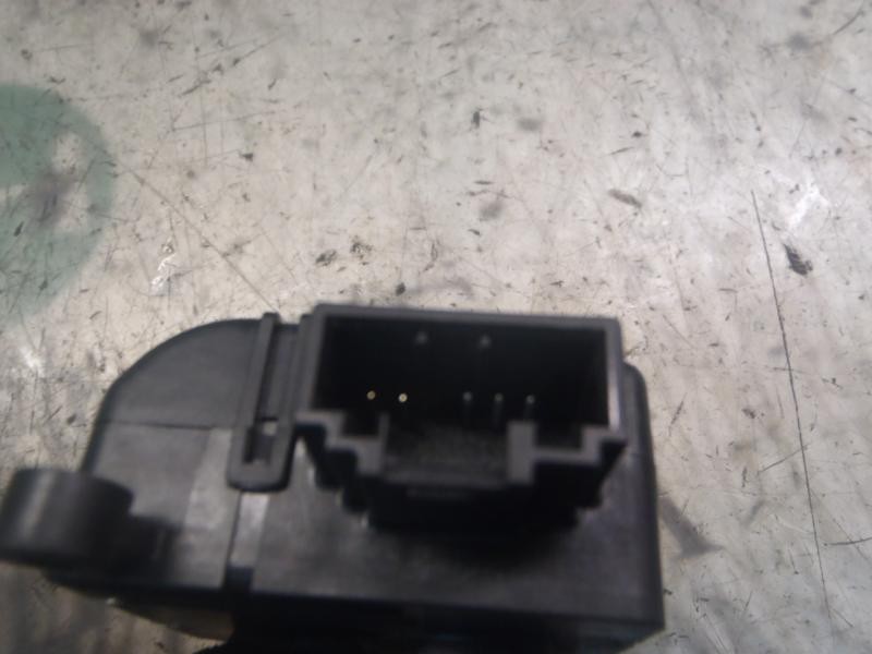 Recambio de motor apertura trampillas climatizador para mini mini (r50,r53) cooper referencia OEM IAM 64116982669 937302L01 