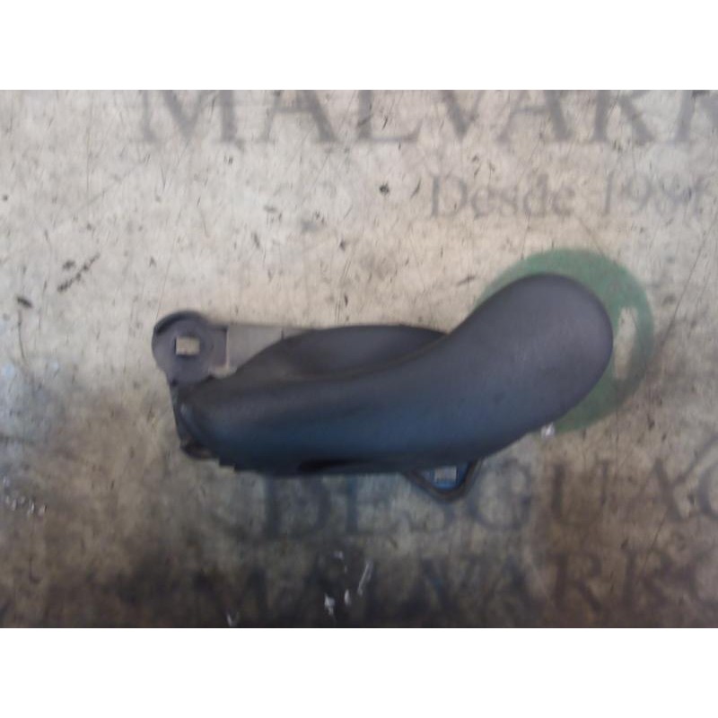 Recambio de maneta interior delantera izquierda para peugeot boxer caja cerrada (rs3200)(330)(´02) 330 m td referencia OEM IAM  