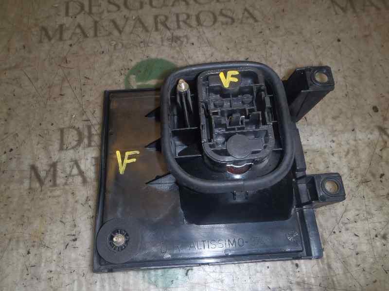 Recambio de piloto trasero derecho interior para renault 21 berlina (b/l48) gts symphonie referencia OEM IAM   