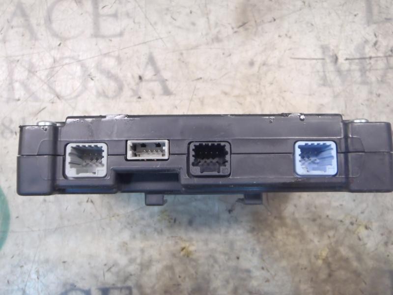 Recambio de modulo electronico para renault megane iii coupe renault sport referencia OEM IAM   