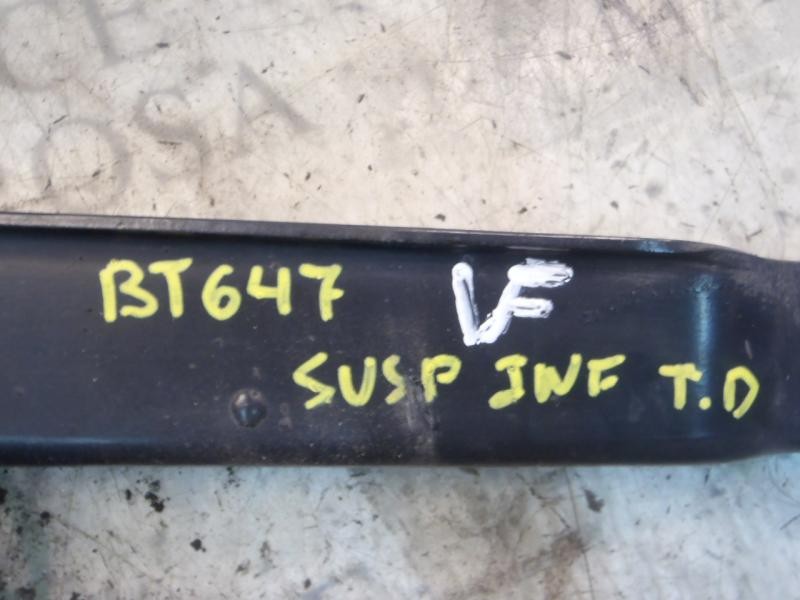 Recambio de brazo suspension inferior trasero derecho para nissan x-trail (t31) se referencia OEM IAM 55110JG000  