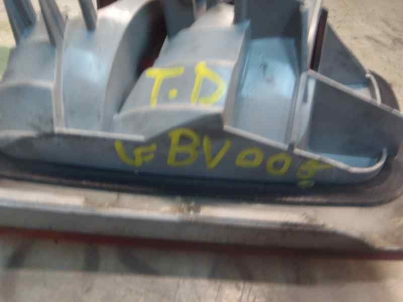 Recambio de piloto trasero derecho interior para bmw serie 3 berlina (e46) 320d referencia OEM IAM   