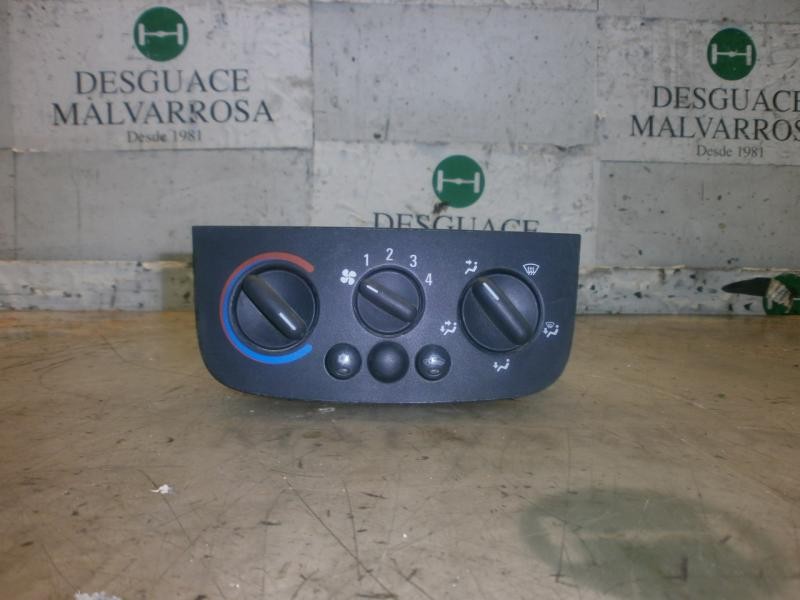 Recambio de mando calefaccion / aire acondicionado para opel combo (corsa c) familiar referencia OEM IAM   