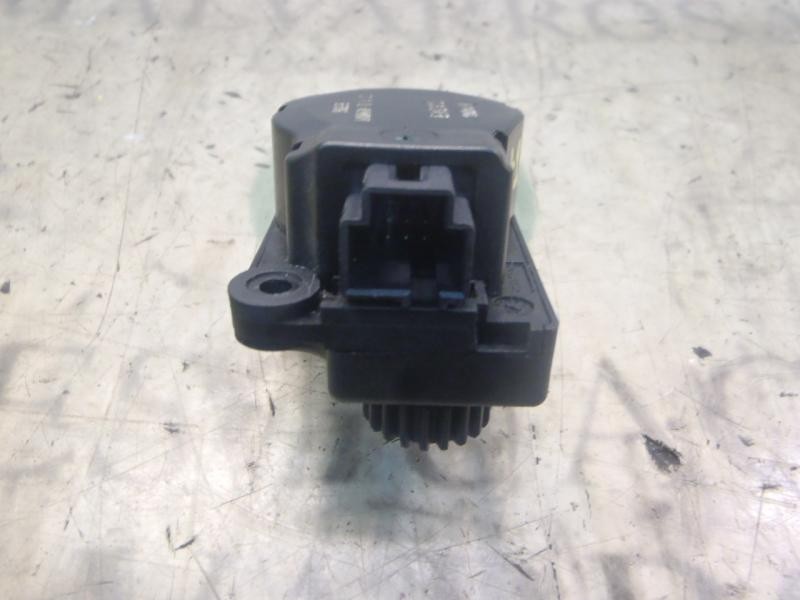 Recambio de motor apertura trampillas climatizador para peugeot 307 cc (s1) 1.6 referencia OEM IAM   