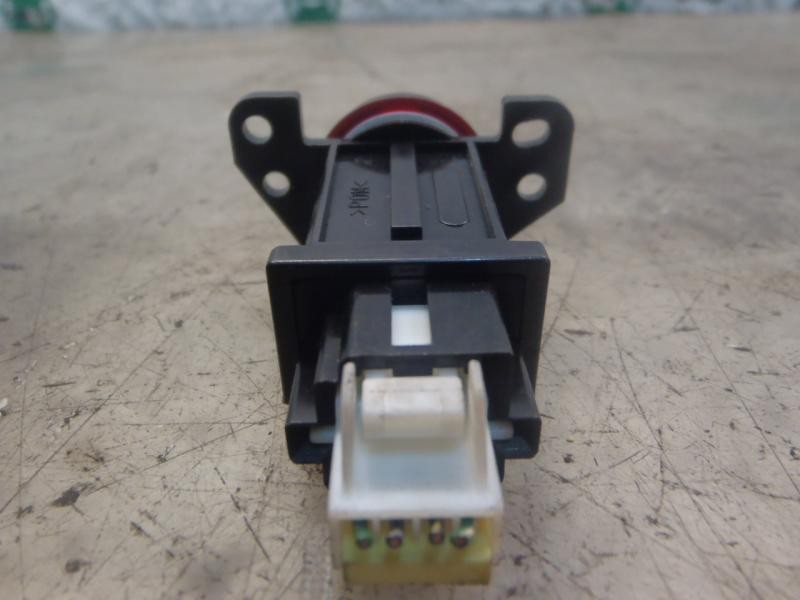 Recambio de warning para mitsubishi colt berlina 3 (cz) 1.3 atlantis referencia OEM IAM   