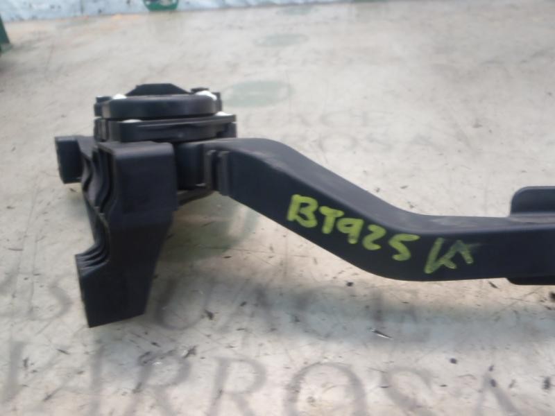 Recambio de potenciometro pedal para mitsubishi colt berlina 3 (cz) 1.3 atlantis referencia OEM IAM   