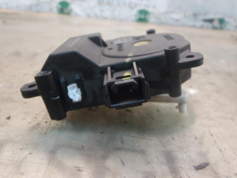Recambio de motor electrico para mitsubishi colt berlina 3 (cz) 1.3 atlantis referencia OEM IAM   