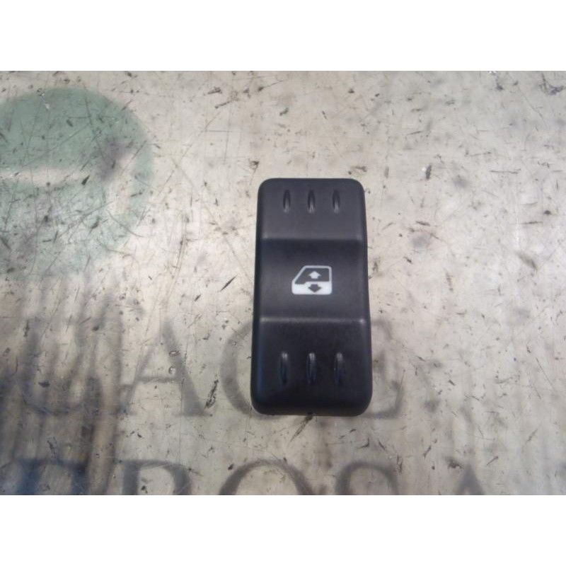 Recambio de mando elevalunas delantero derecho para dacia logan ambiance referencia OEM IAM 6001546816  