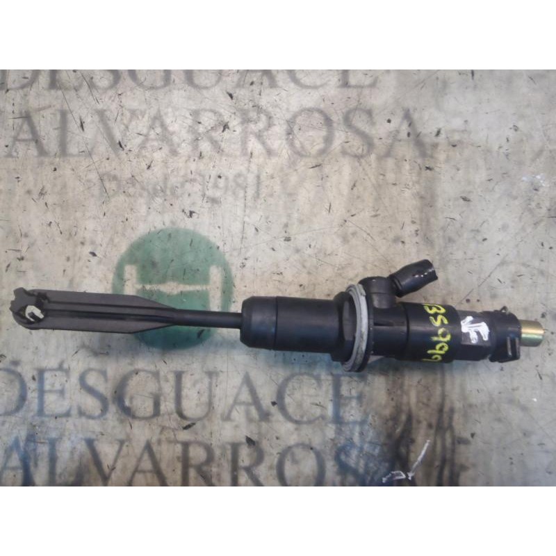 Recambio de bomba embrague para dacia logan ambiance referencia OEM IAM 6001548446  