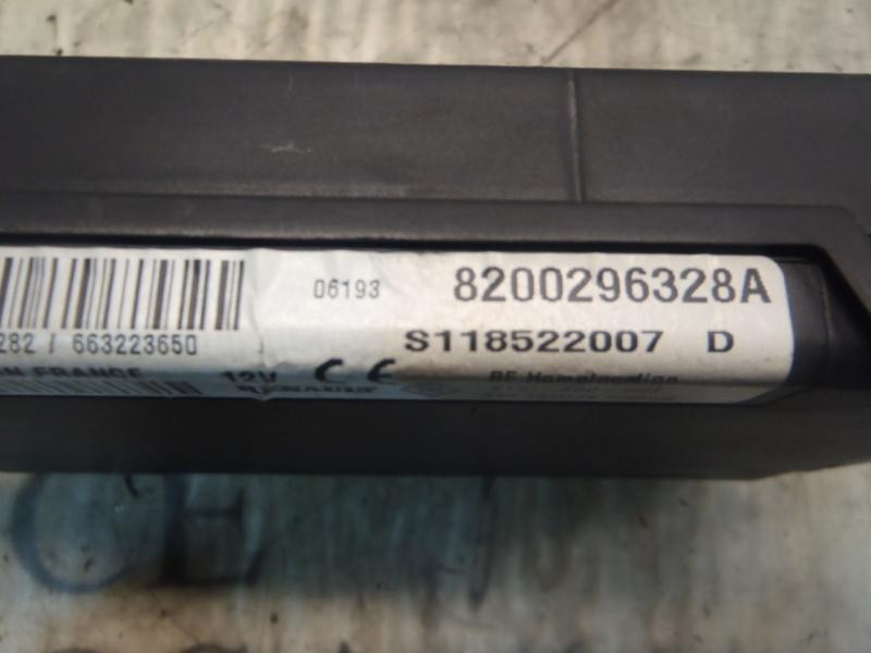 Recambio de modulo electronico para dacia logan ambiance referencia OEM IAM  8200296328A 