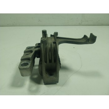 SOPORTE MOTOR DERECHO 5Q0199262BH 5Q0199262 