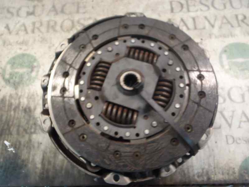 Recambio de kit embrague para citroën berlingo 1.6 hdi 75 x familiar referencia OEM IAM   