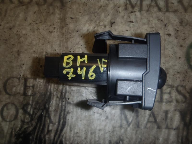 Recambio de mando luces para ford fiesta (cbk) futura referencia OEM IAM   