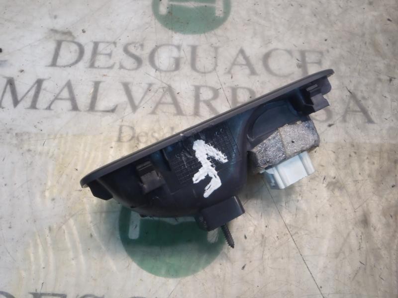 Recambio de mando elevalunas trasero izquierdo para renault megane ii berlina 3p confort dynamique referencia OEM IAM   