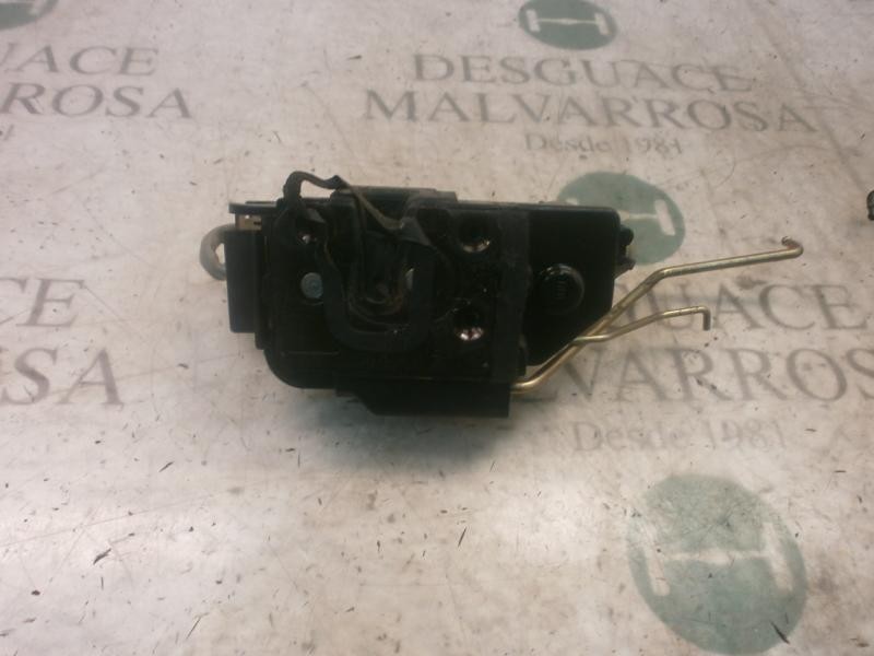 Recambio de cerradura puerta delantera derecha para hyundai getz (tb) 1.4 gl referencia OEM IAM 813201C222  