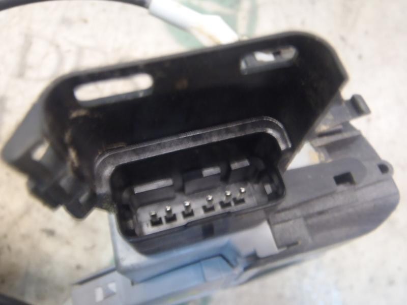 Recambio de cerradura puerta trasera izquierda para peugeot 308 confort referencia OEM IAM   