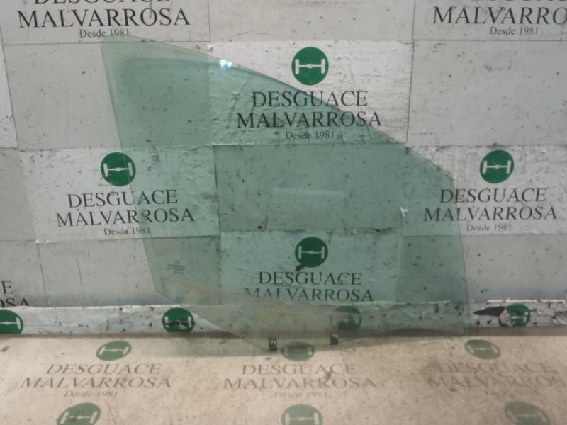 Recambio de cristal puerta delantero derecho para peugeot 308 confort referencia OEM IAM   