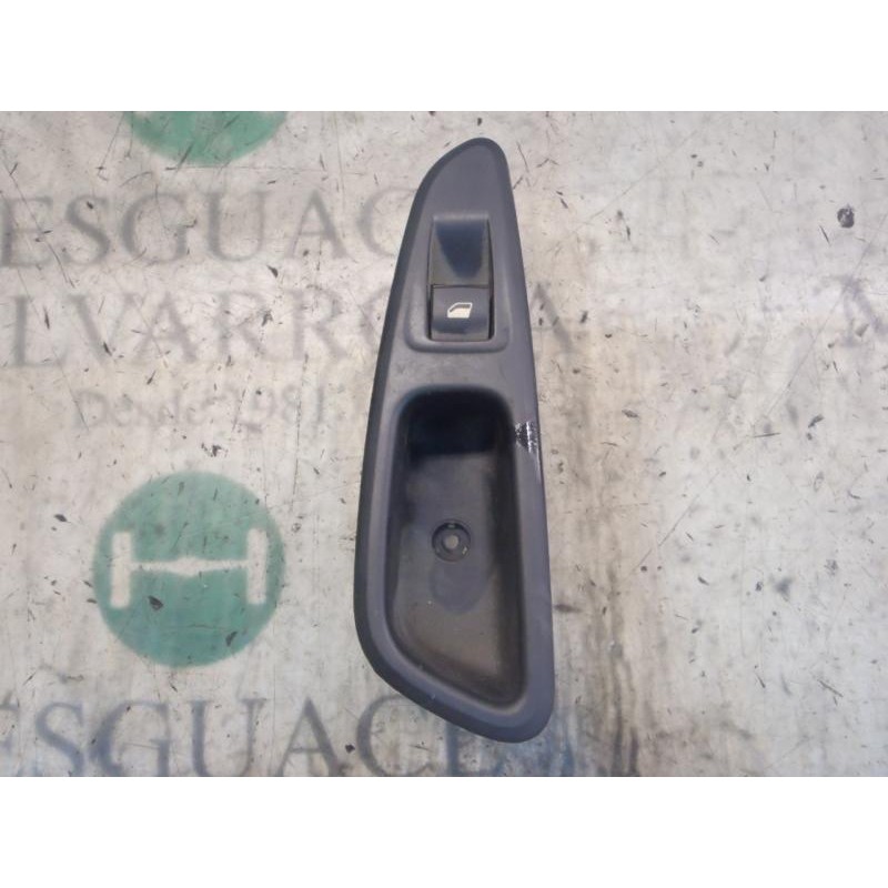 Recambio de mando elevalunas trasero derecho para peugeot 308 confort referencia OEM IAM   