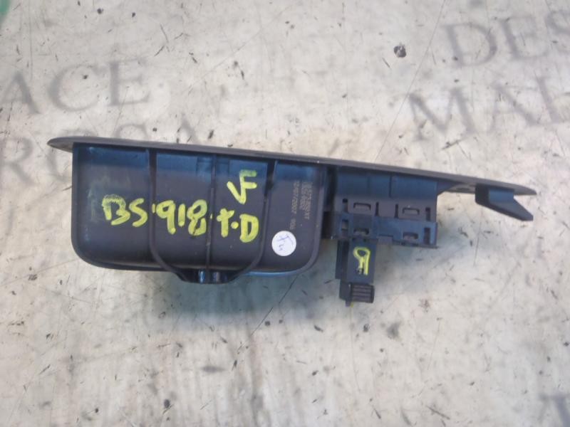 Recambio de mando elevalunas trasero derecho para peugeot 308 confort referencia OEM IAM   