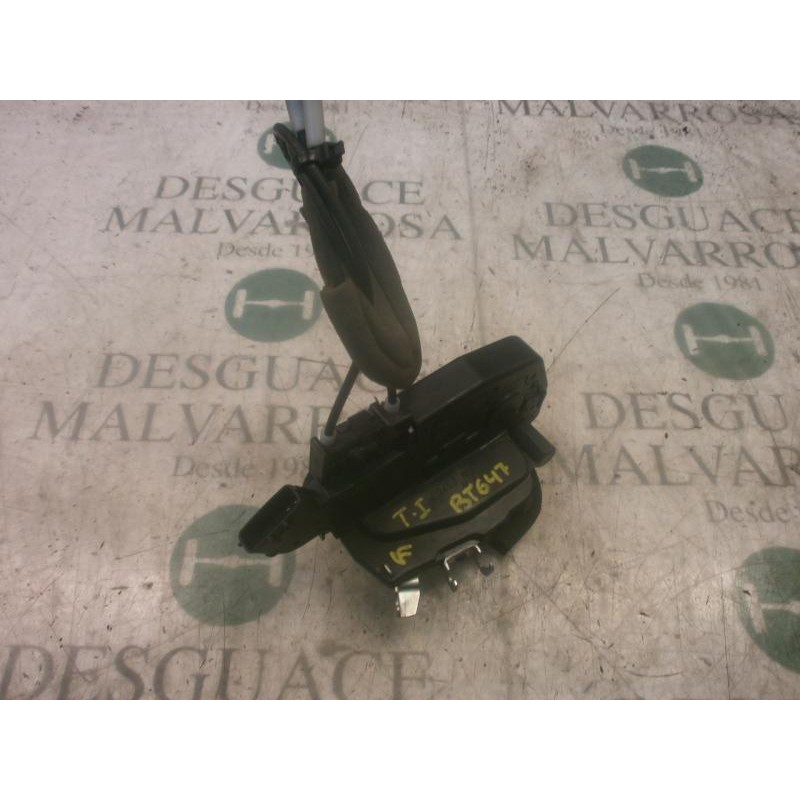 Recambio de cerradura puerta trasera izquierda para nissan x-trail (t31) se referencia OEM IAM 82501JG000  