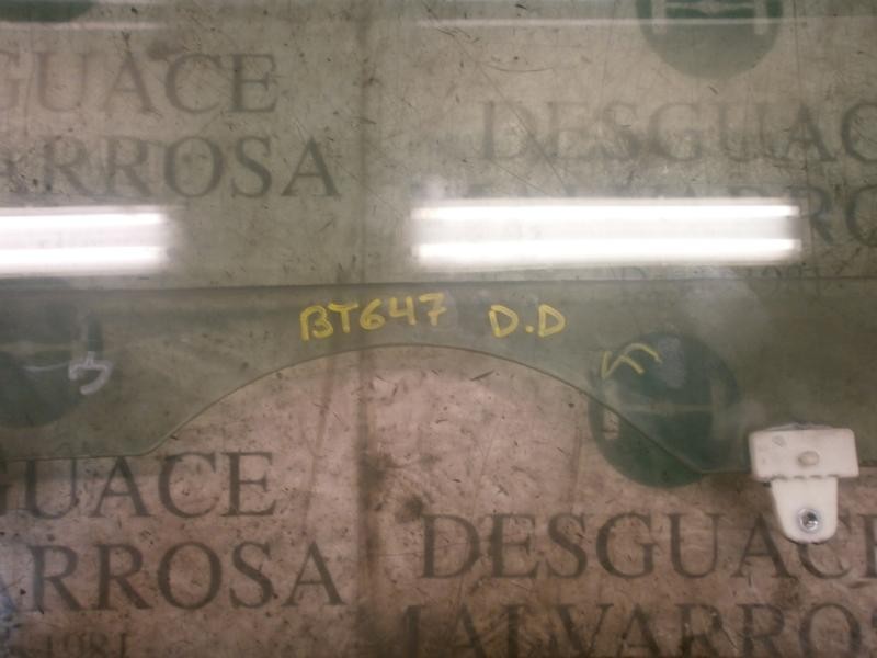 Recambio de cristal puerta delantero derecho para nissan x-trail (t31) se referencia OEM IAM 80300JG000  