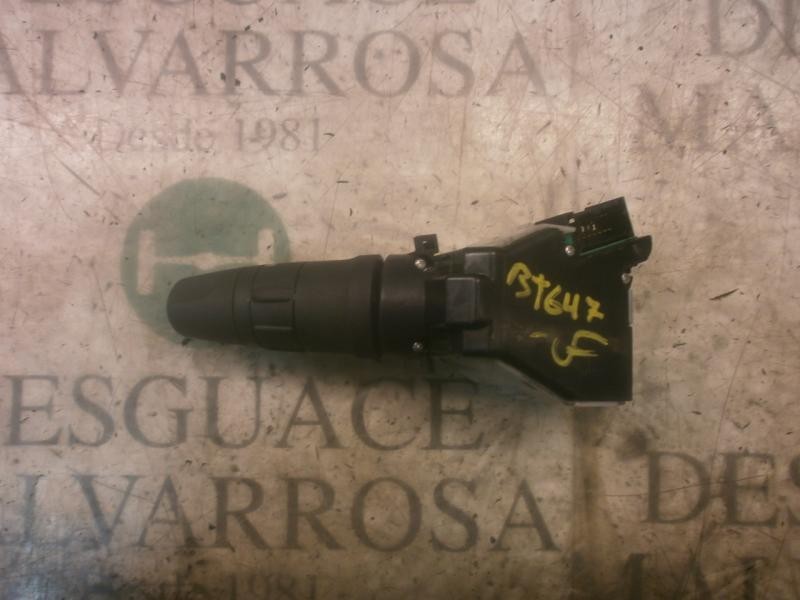 Recambio de mando limpia para nissan x-trail (t31) se referencia OEM IAM 25260JG44A 8126SN 