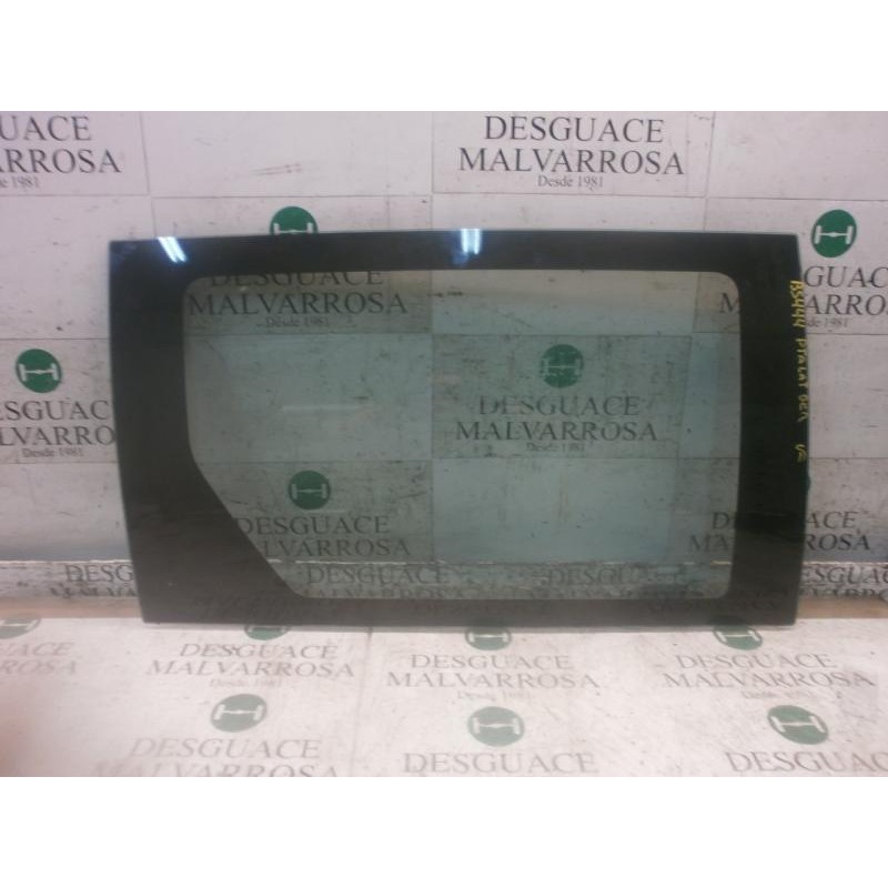 Recambio de cristal custodia trasero derecho para chrysler voyager (rg) 2.5 crd lx referencia OEM IAM   