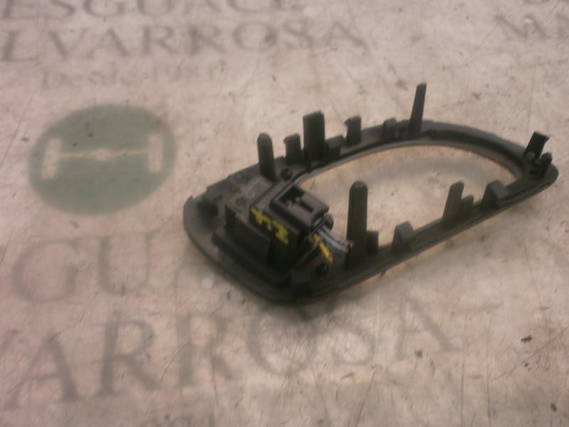 Recambio de mando elevalunas trasero izquierdo para peugeot 607 (s1) básico referencia OEM IAM 655471  