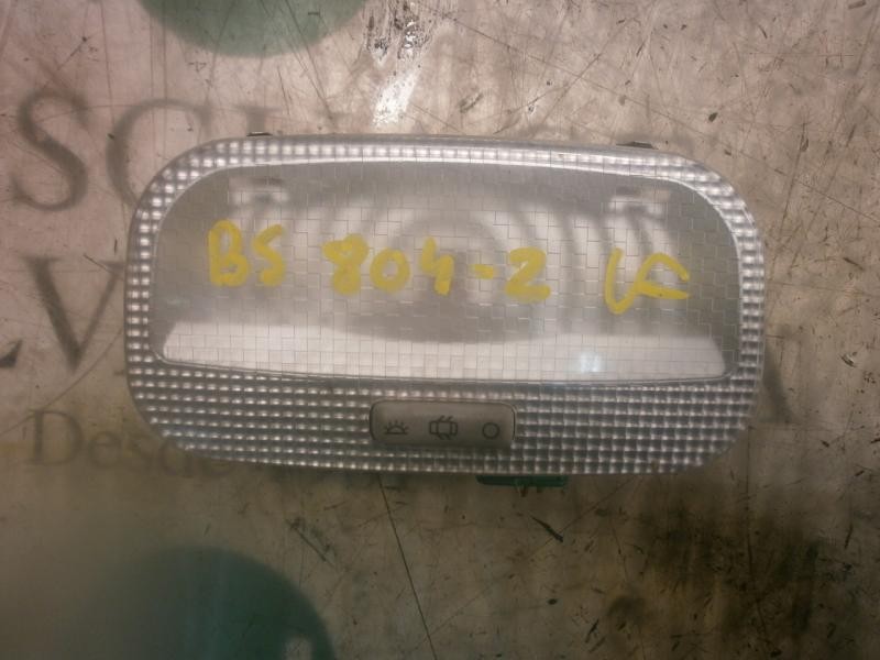 Recambio de piloto interior para peugeot 307 berlina (s2) xs referencia OEM IAM   