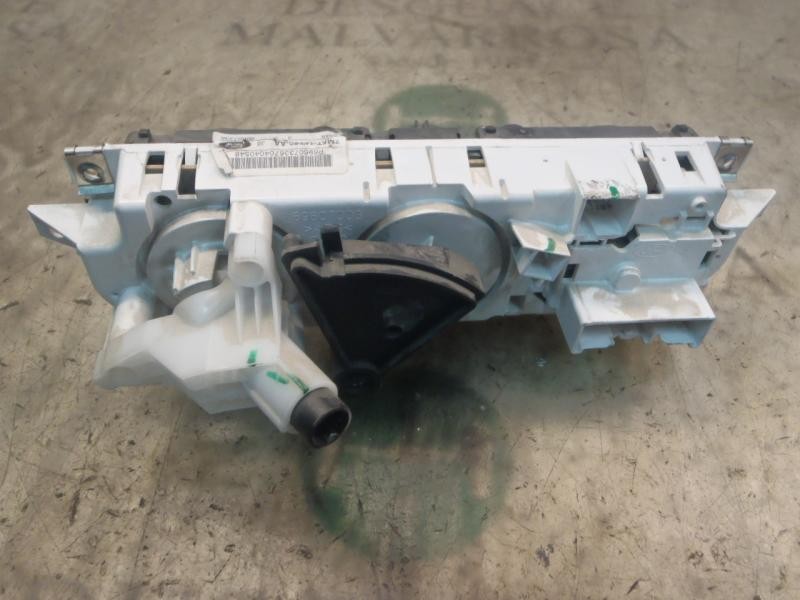 Recambio de mando calefaccion / aire acondicionado para ford focus berlina (cap) trend referencia OEM IAM   
