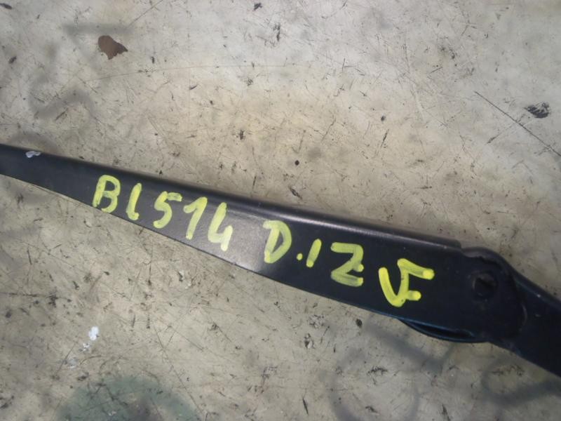 Recambio de brazo limpia delantero izquierdo para ford focus berlina (cap) trend referencia OEM IAM   