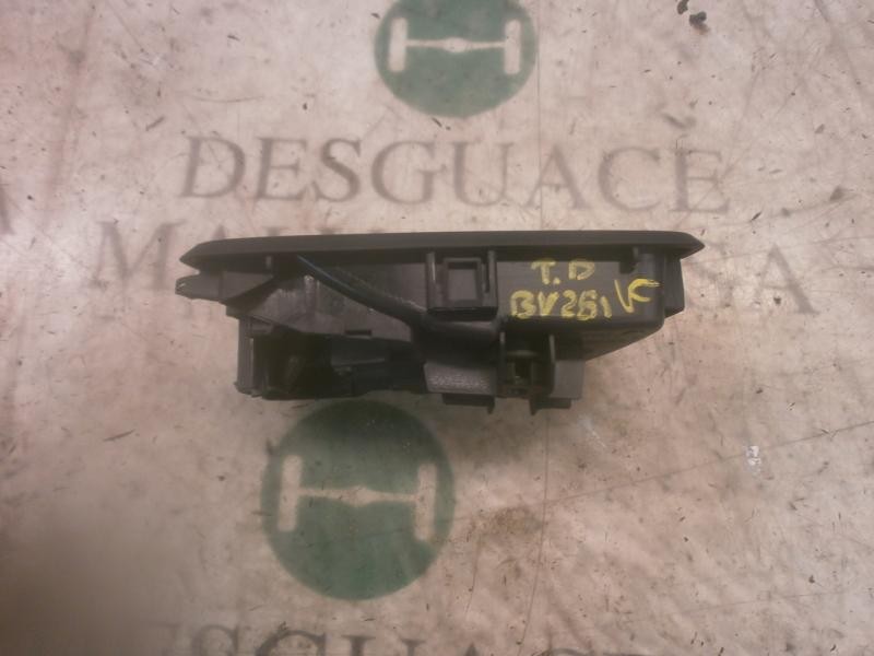 Recambio de maneta interior trasera derecha para ford fiesta (cb1) trend referencia OEM IAM 1579282  