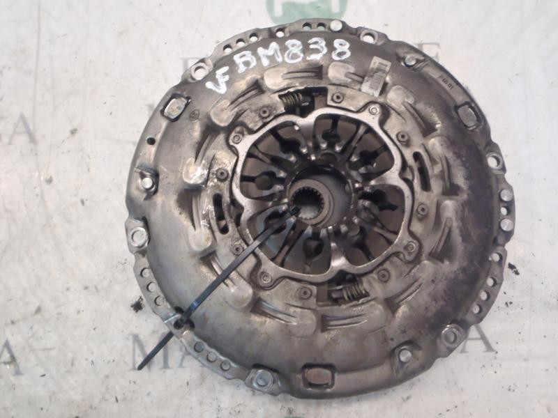 Recambio de kit embrague para renault laguna iii expression referencia OEM IAM   