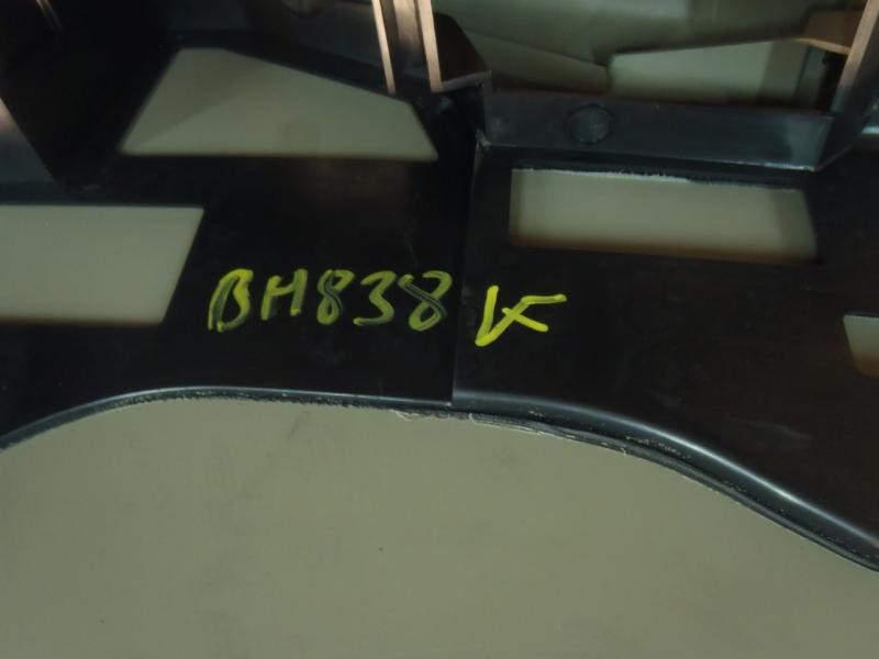 Recambio de apoyabrazos central para renault laguna iii expression referencia OEM IAM   