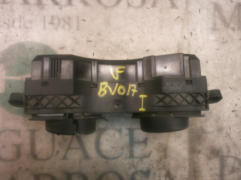 Recambio de mando calefaccion / aire acondicionado para ford transit connect (tc7) furgón (2006) referencia OEM IAM   