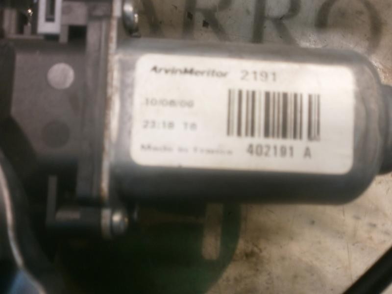 Recambio de elevalunas trasero izquierdo para nissan qashqai (j10) acenta referencia OEM IAM   