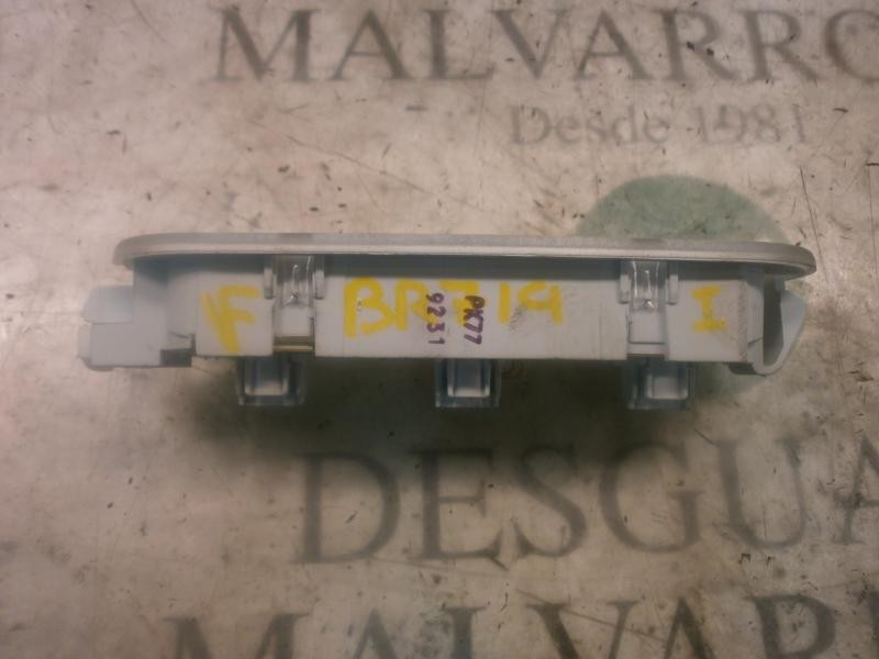 Recambio de piloto interior para nissan qashqai (j10) acenta referencia OEM IAM   