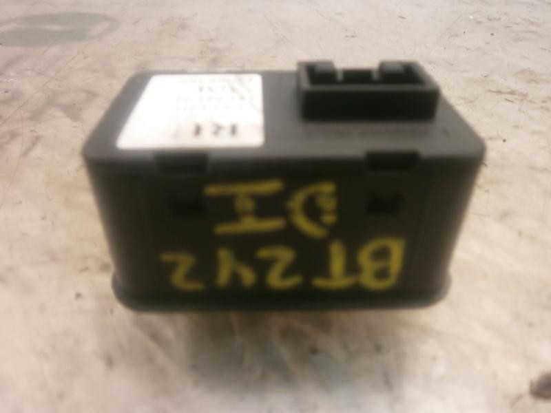 Recambio de mando elevalunas delantero izquierdo para opel meriva enjoy referencia OEM IAM   