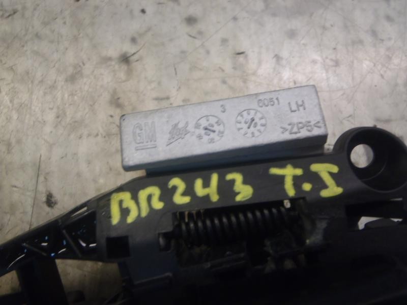 Recambio de maneta exterior trasera izquierda para opel insignia berlina sport 4x4 referencia OEM IAM 92233089  