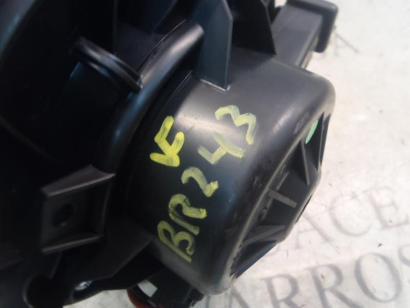 Recambio de motor calefaccion para opel insignia berlina sport 4x4 referencia OEM IAM 13263279 A100400060 A100400060