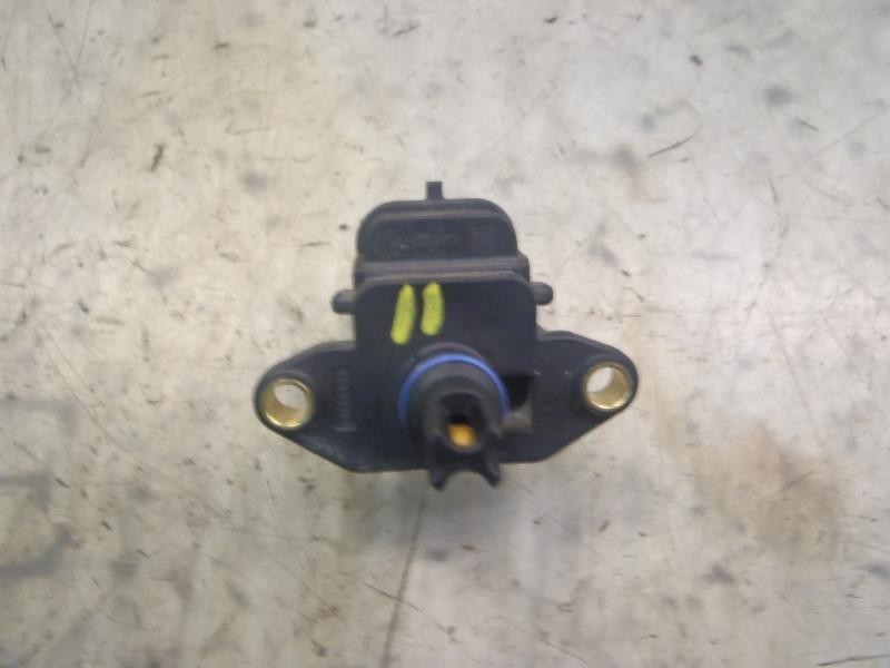 Recambio de caudalimetro para opel insignia berlina sport 4x4 referencia OEM IAM 12592017 12592017 