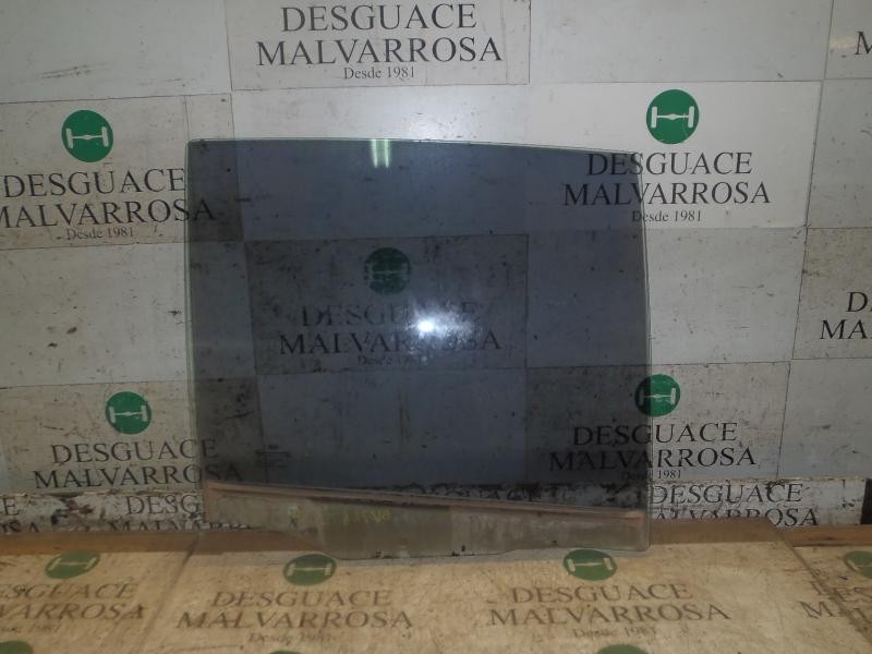 Recambio de cristal puerta trasero derecho para kia carens (un) emotion referencia OEM IAM 834211D000  
