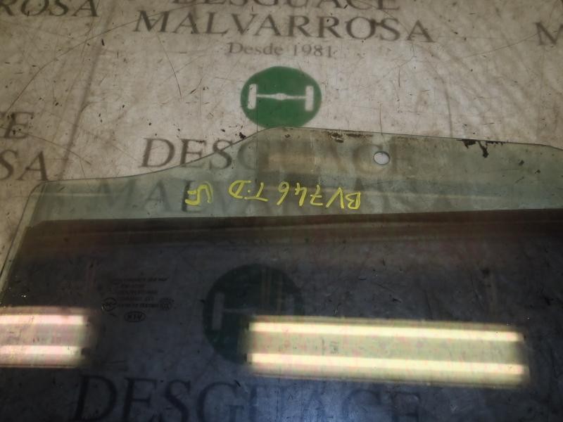 Recambio de cristal puerta trasero derecho para kia carens (un) emotion referencia OEM IAM 834211D000  